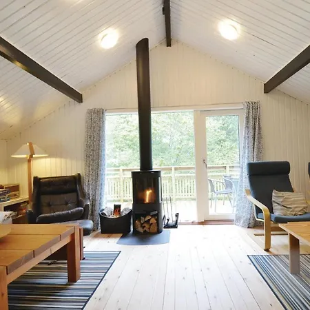 Сasa de vacaciones Three-bedroom Holiday In
