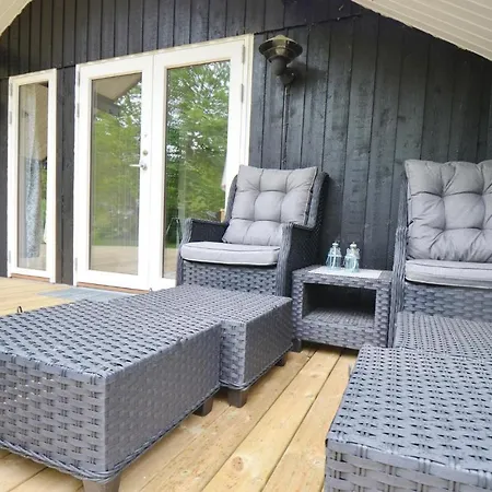 Three-bedroom Holiday In * Knebel