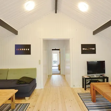 Three-bedroom Holiday In